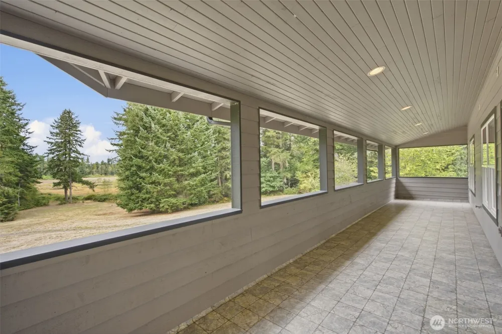 3546 Thorndyke Road Port Ludlow, WA 98365