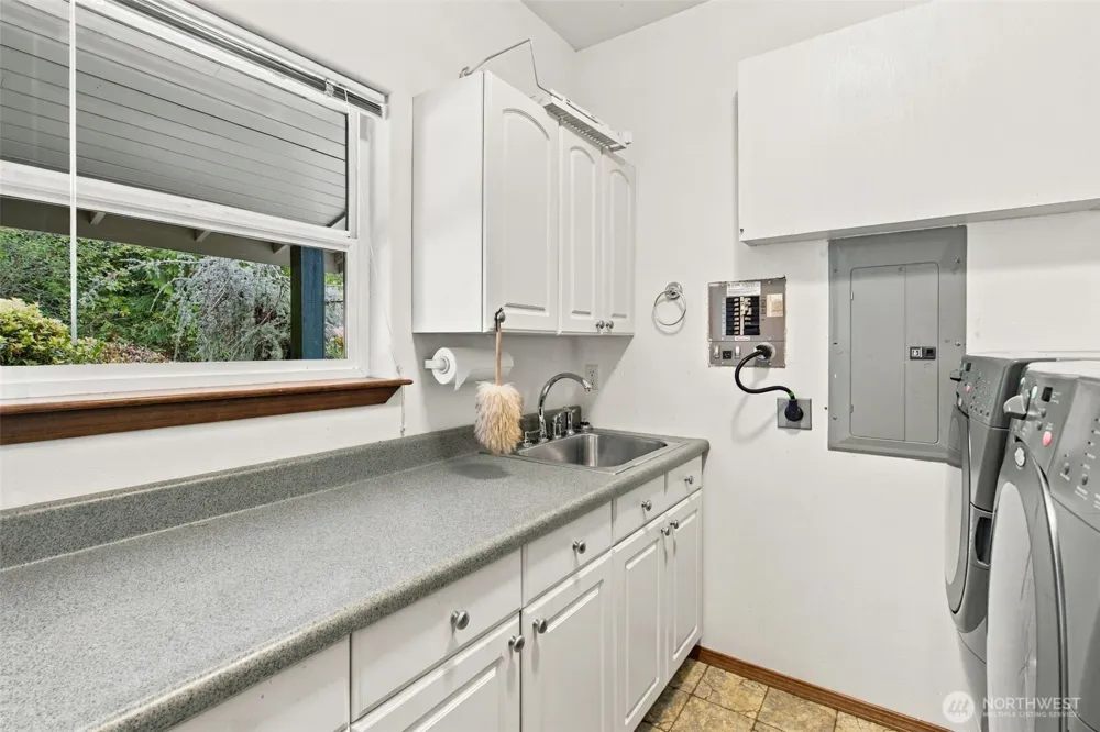 3546 Thorndyke Road Port Ludlow, WA 98365