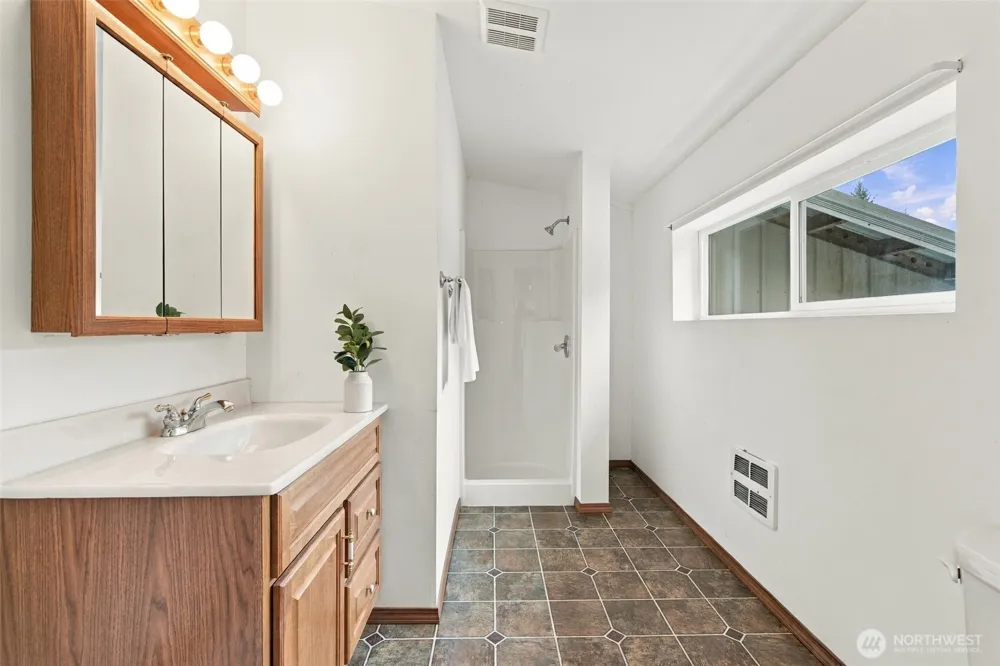 3546 Thorndyke Road Port Ludlow, WA 98365
