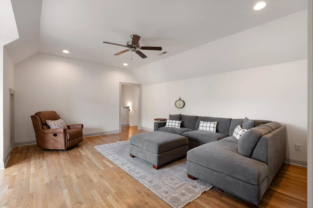302 Hughes Ln Franklin, TN 37064