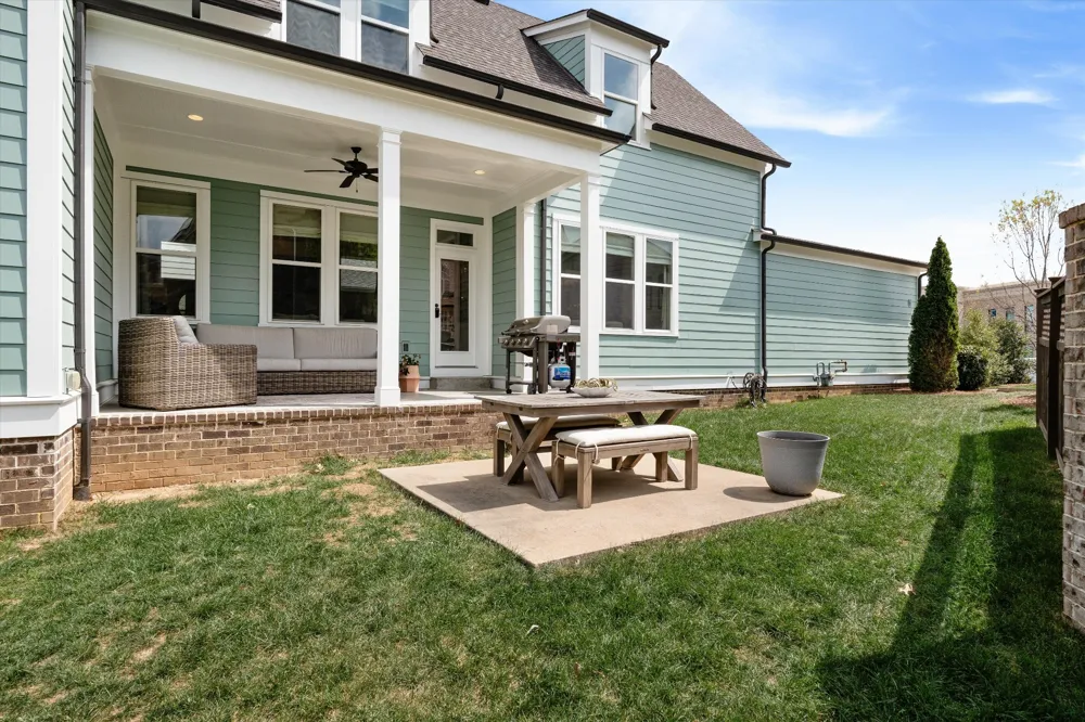 302 Hughes Ln Franklin, TN 37064