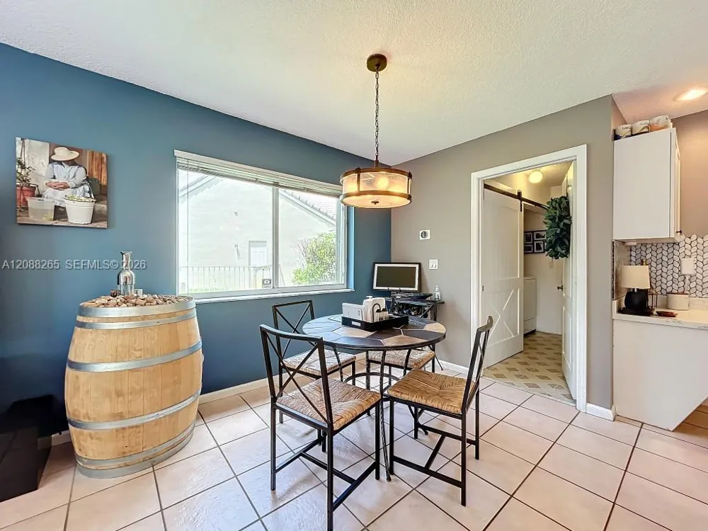 1342 NW 195th Ave Pembroke Pines, FL 33029