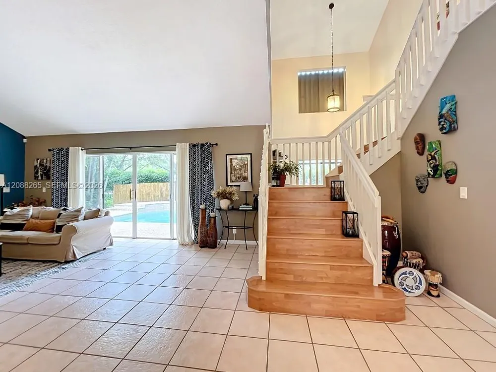 1342 NW 195th Ave Pembroke Pines, FL 33029