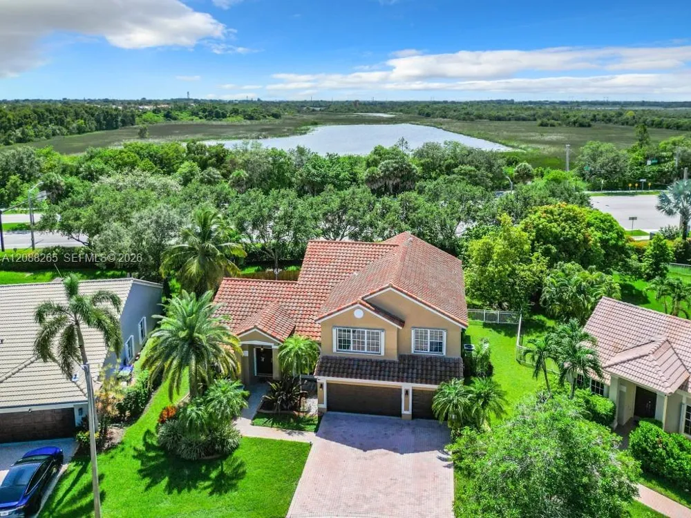1342 NW 195th Ave Pembroke Pines, FL 33029