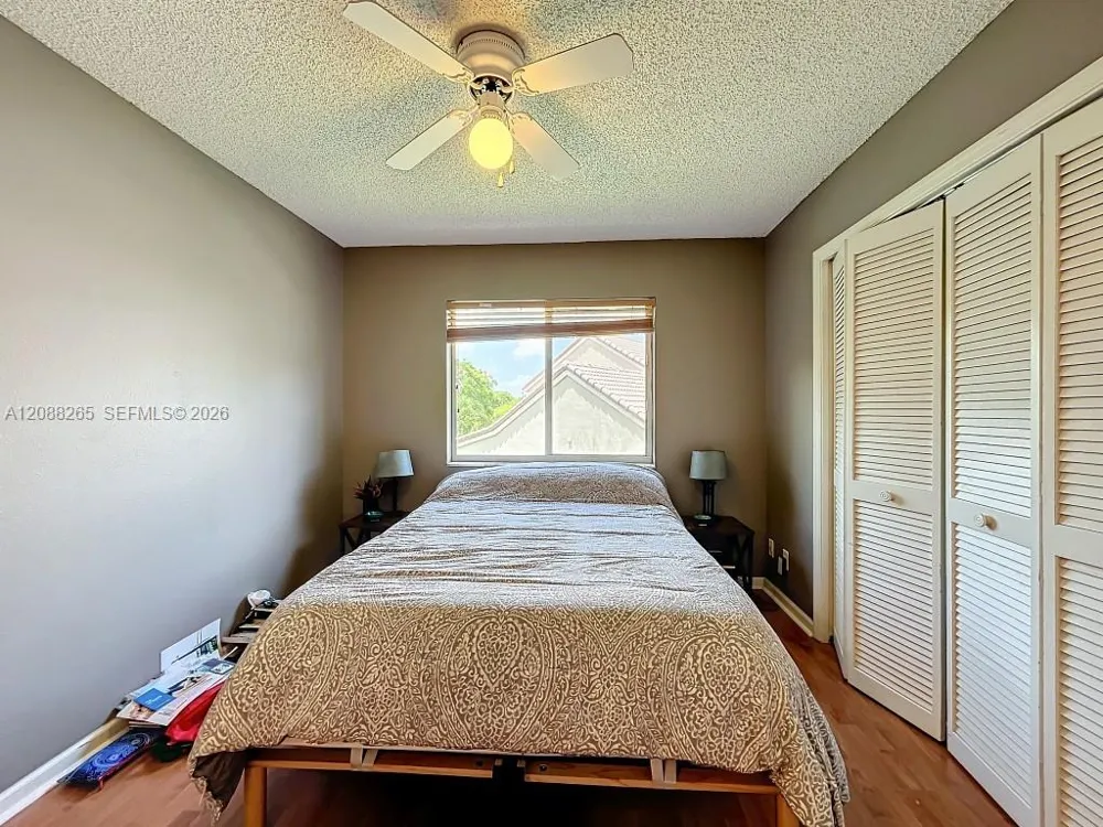 1342 NW 195th Ave Pembroke Pines, FL 33029