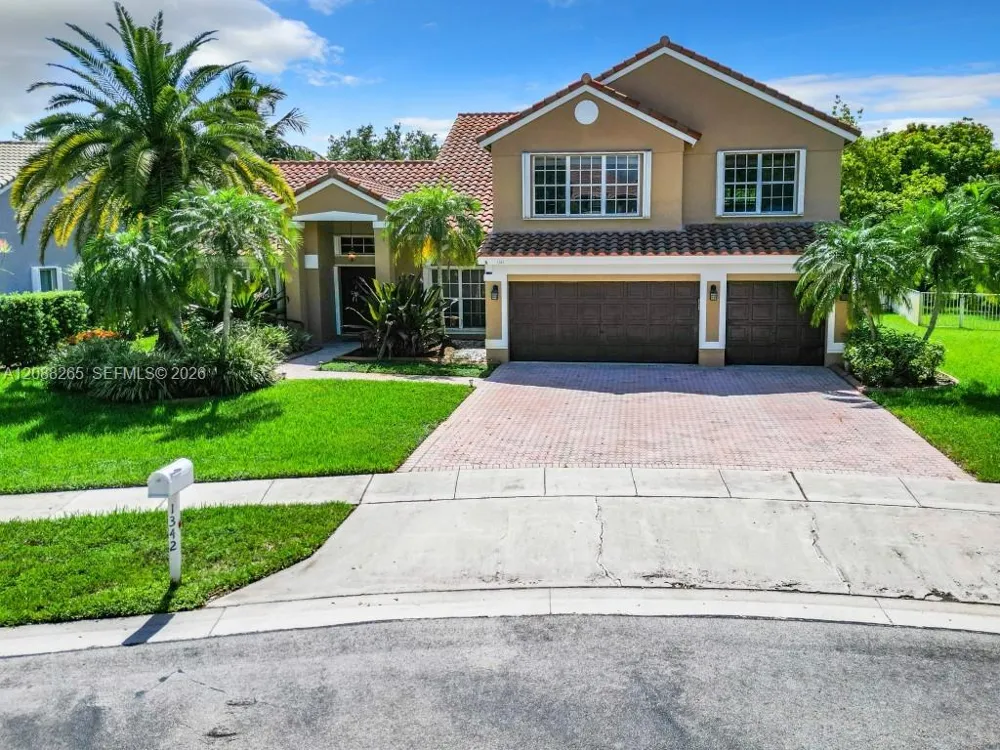 1342 NW 195th Ave Pembroke Pines, FL 33029