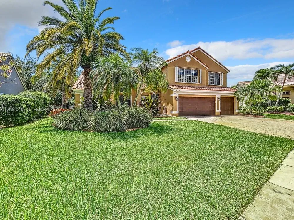 1342 NW 195th Ave Pembroke Pines, FL 33029