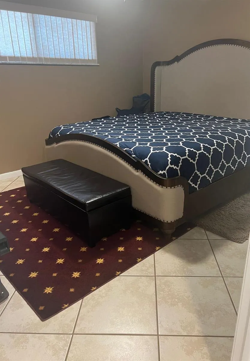 9410 HOLLYBROOK LAKE DRIVE #302 Pembroke Pines, FL 33025