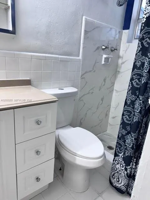 1281 NE 210th Ter #B Miami, FL 33179