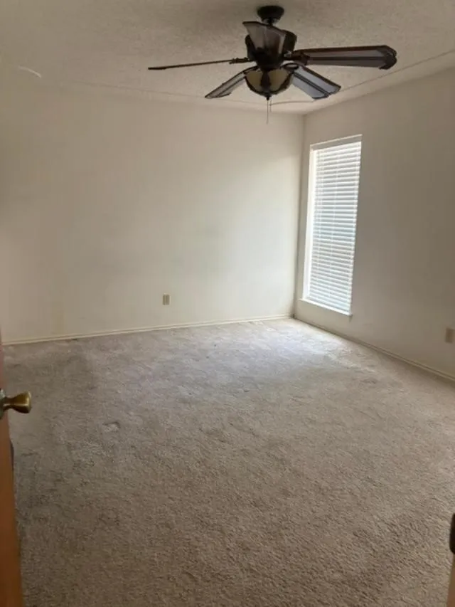 2011 Elmridge Drive Arlington, TX 76012