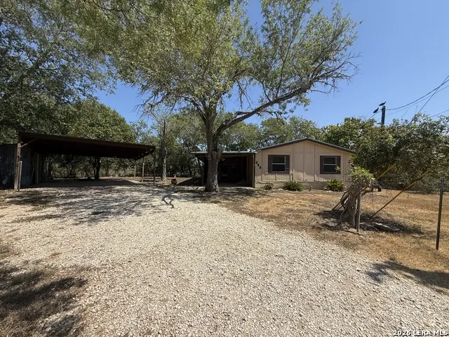245 Bandera Bandera, TX 78003