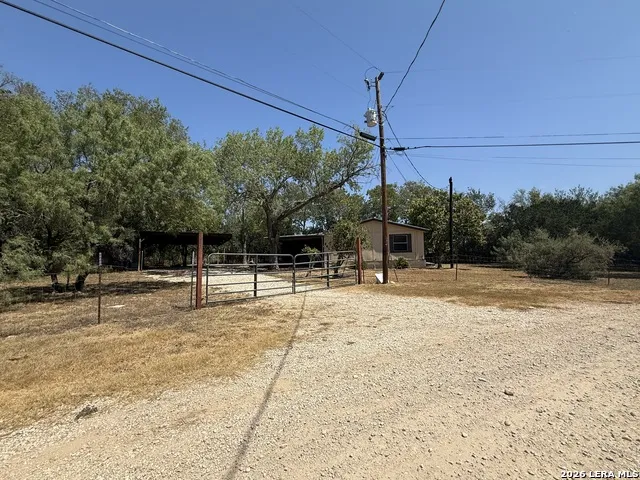 245 Bandera Bandera, TX 78003