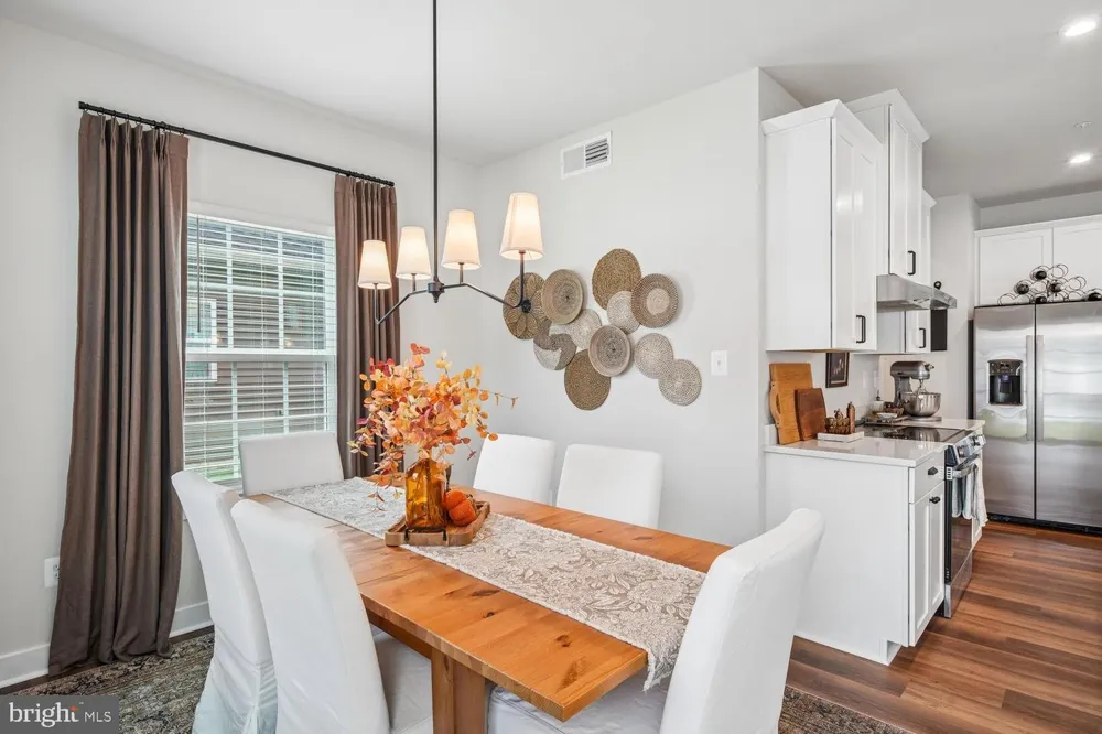 242 PERRYS RETREAT BOULEVARD Grasonville, MD 21638