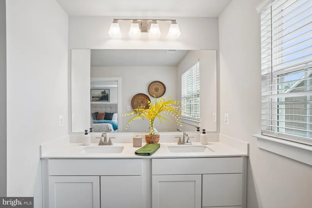 242 PERRYS RETREAT BOULEVARD Grasonville, MD 21638