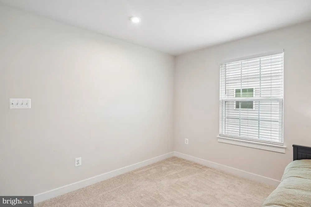 242 PERRYS RETREAT BOULEVARD Grasonville, MD 21638