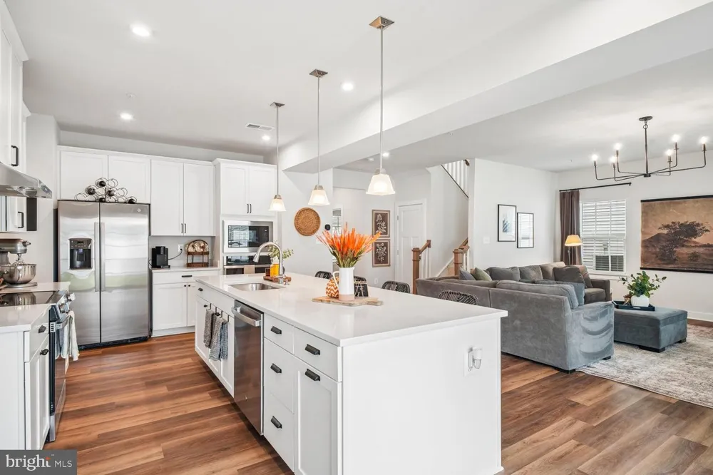 242 PERRYS RETREAT BOULEVARD Grasonville, MD 21638