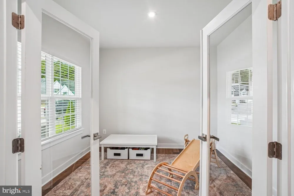 242 PERRYS RETREAT BOULEVARD Grasonville, MD 21638