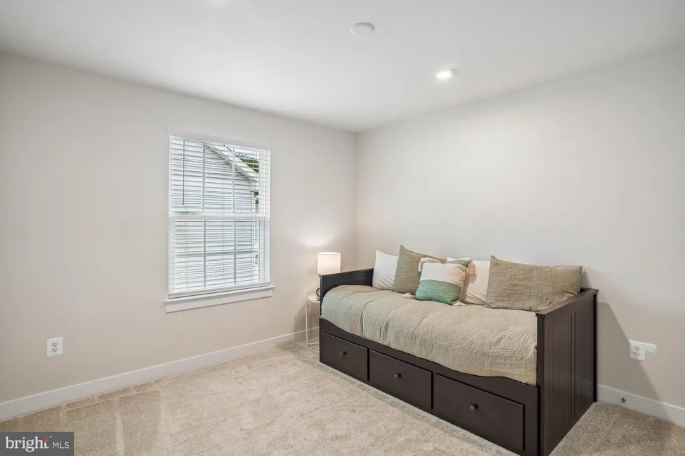 242 PERRYS RETREAT BOULEVARD Grasonville, MD 21638