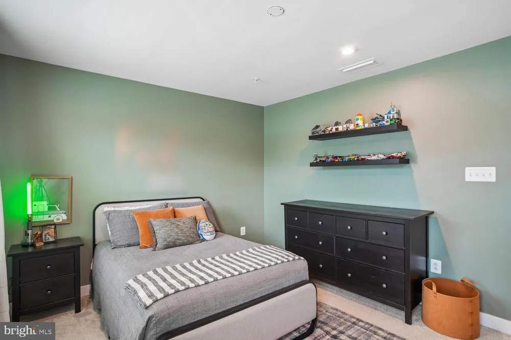 242 PERRYS RETREAT BOULEVARD Grasonville, MD 21638