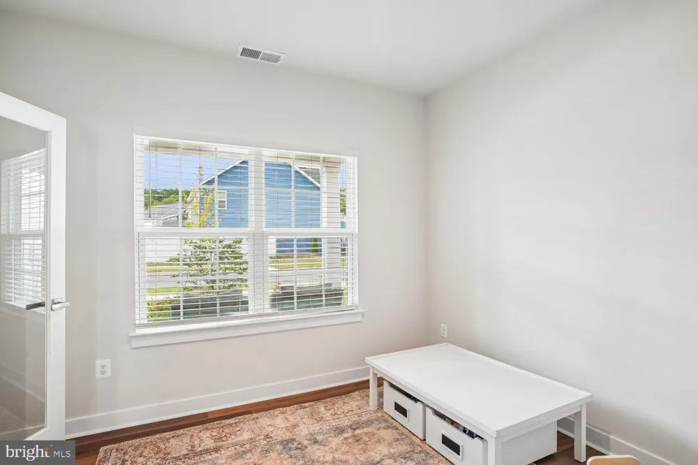 242 PERRYS RETREAT BOULEVARD Grasonville, MD 21638