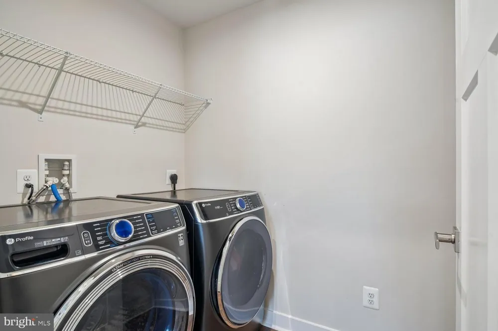 242 PERRYS RETREAT BOULEVARD Grasonville, MD 21638