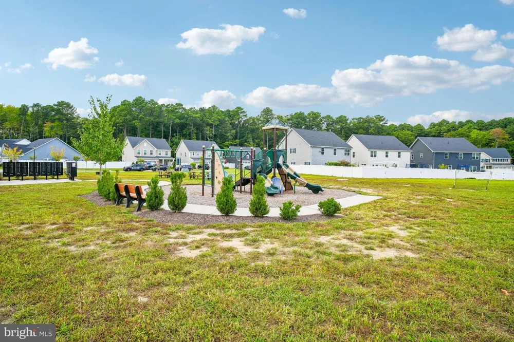 242 PERRYS RETREAT BOULEVARD Grasonville, MD 21638