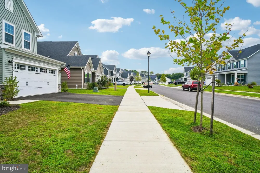 242 PERRYS RETREAT BOULEVARD Grasonville, MD 21638