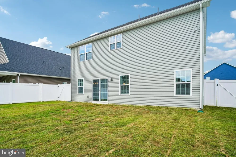 242 PERRYS RETREAT BOULEVARD Grasonville, MD 21638