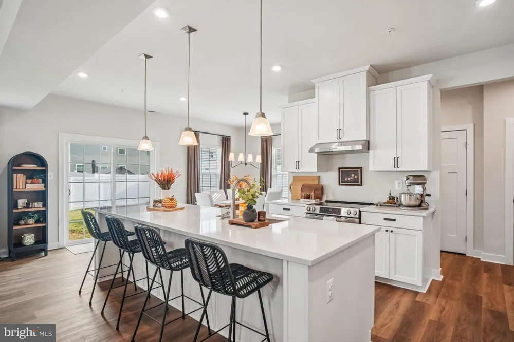 242 PERRYS RETREAT BOULEVARD Grasonville, MD 21638