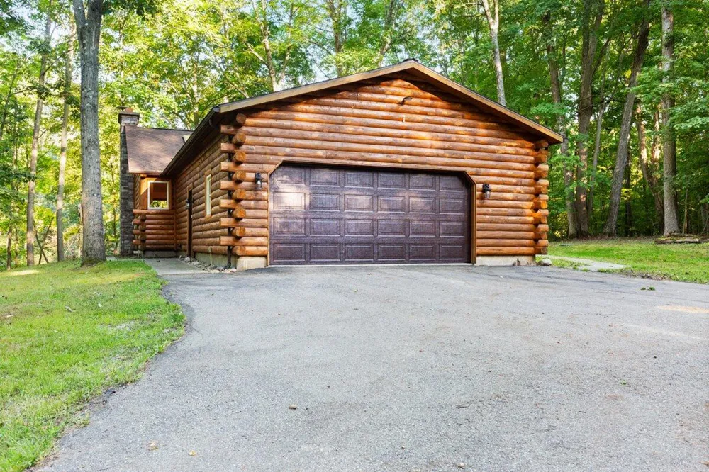 5518 Plumb Road NW Stanton, MI 48888