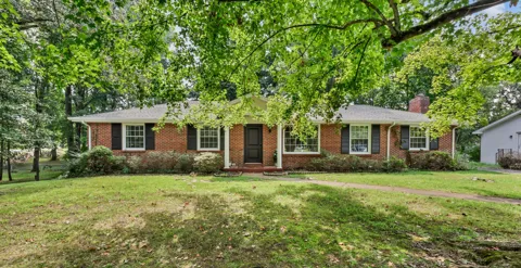 2097 Post Rd