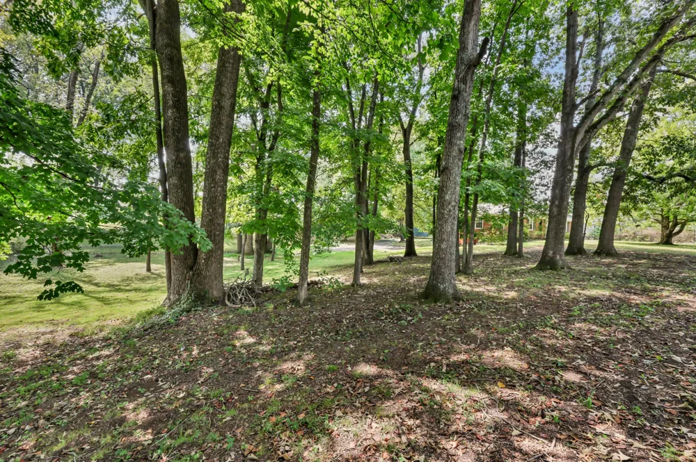2097 Post Rd Clarksville, TN 37043