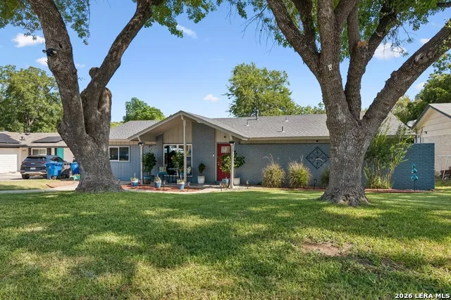 3331 Deer Crk San Antonio, TX 78230