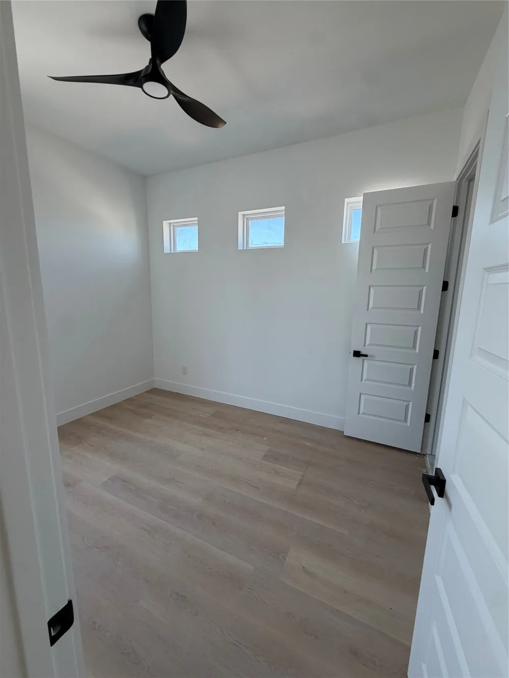 2204 Lovedale Avenue #101 Dallas, TX 75235