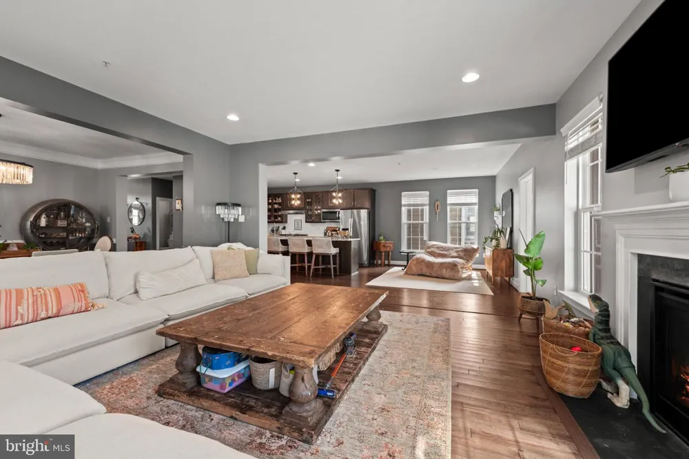 6315 CHESSINGTON STREET Middle River, MD 21220