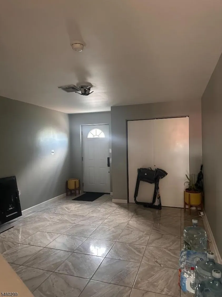428 Doyle St Elizabeth City, NJ 07206