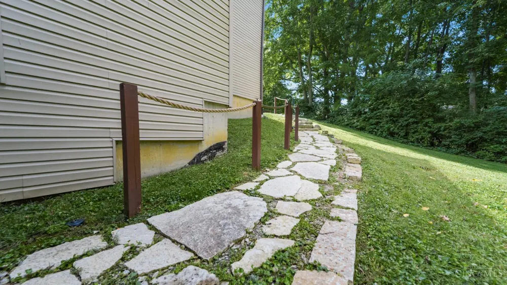 413 Tarkington Lane Miami, OH 45140