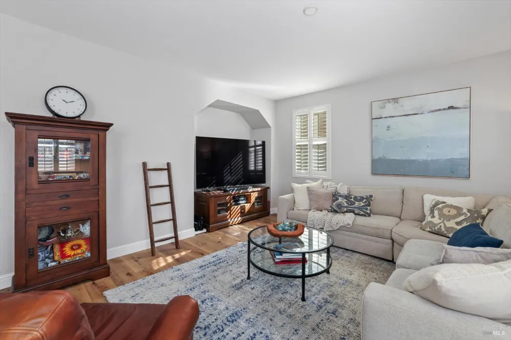 173 Via Del Sol Vacaville, CA 95687