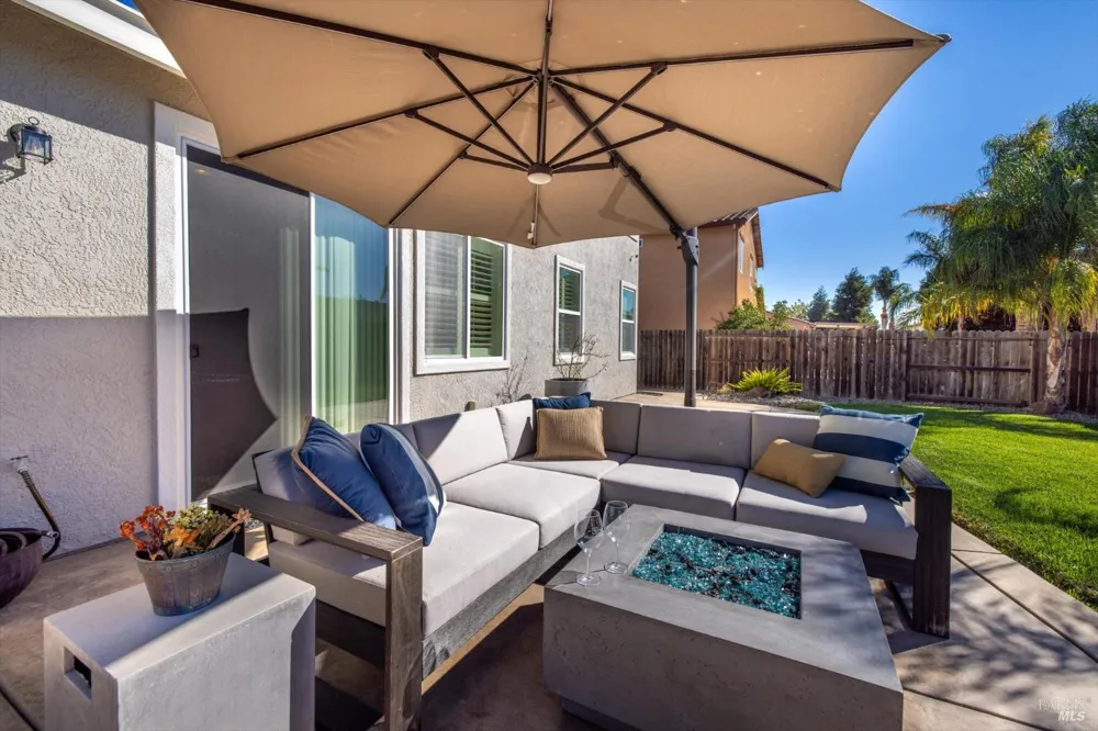 173 Via Del Sol Vacaville, CA 95687