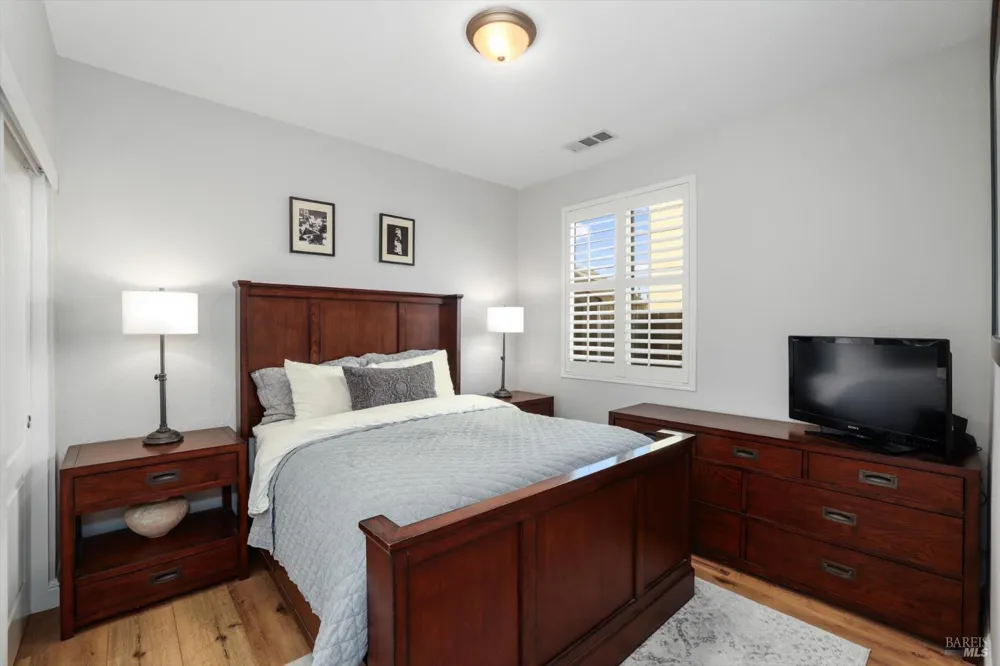 173 Via Del Sol Vacaville, CA 95687