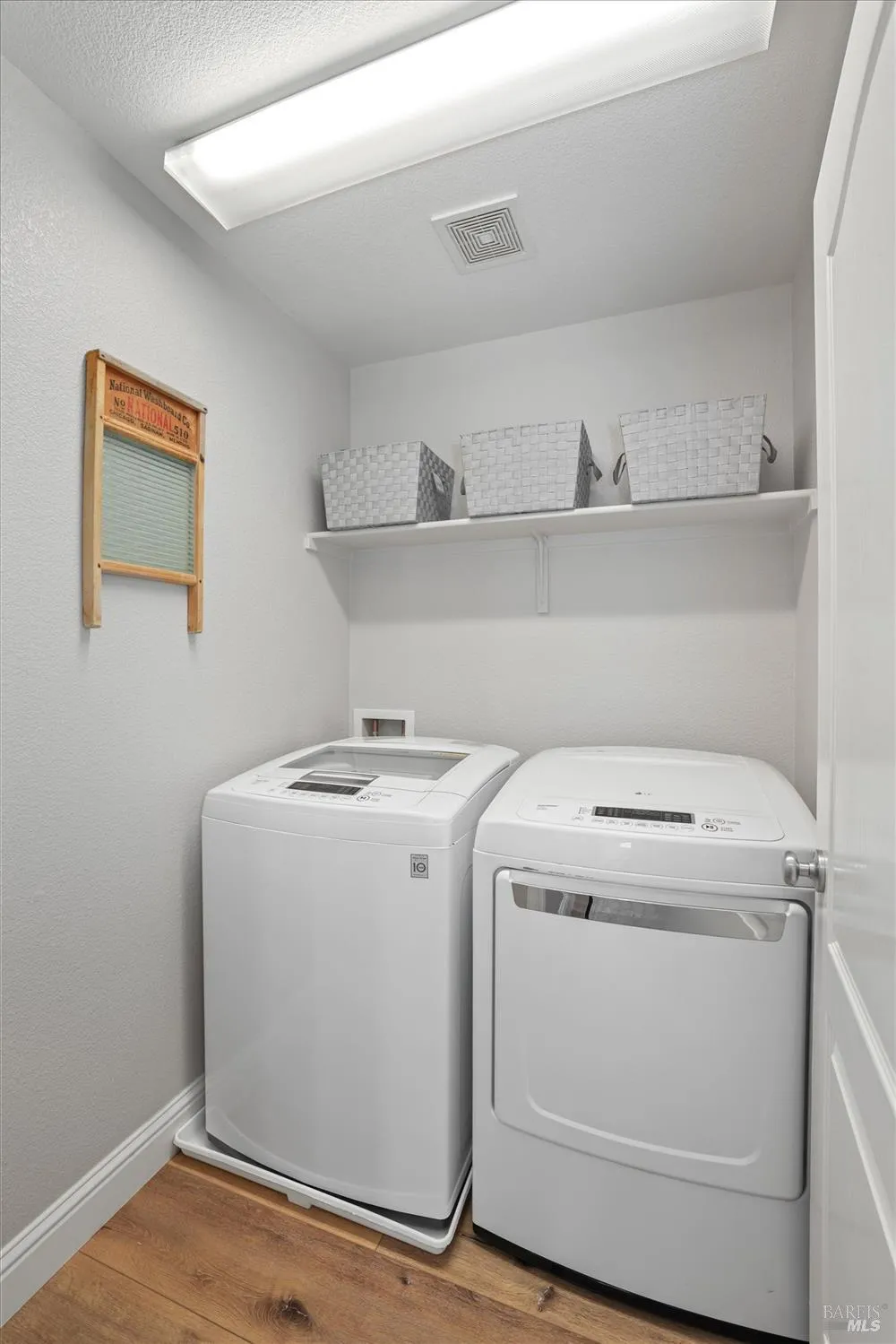 173 Via Del Sol Vacaville, CA 95687