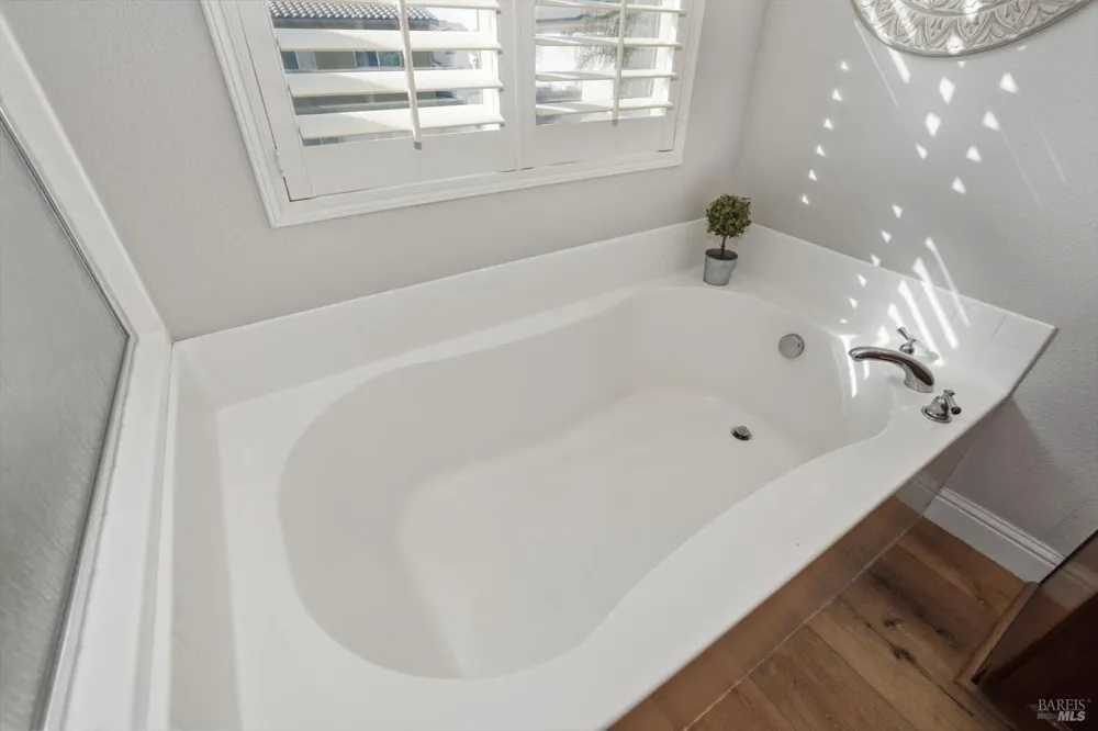 173 Via Del Sol Vacaville, CA 95687