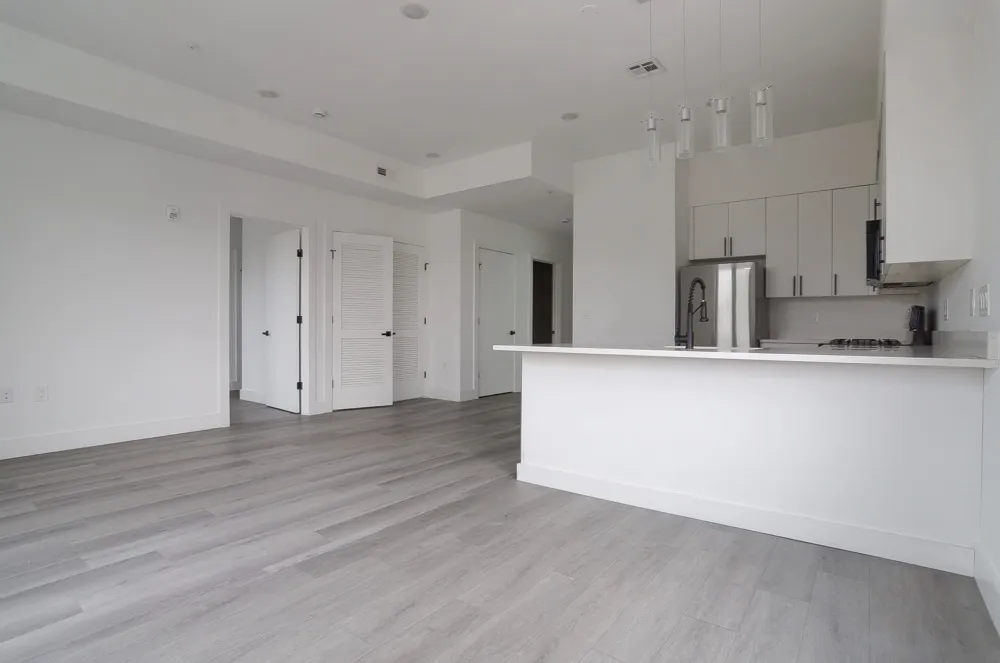 425 AVENUE C Bayonne, NJ 07002