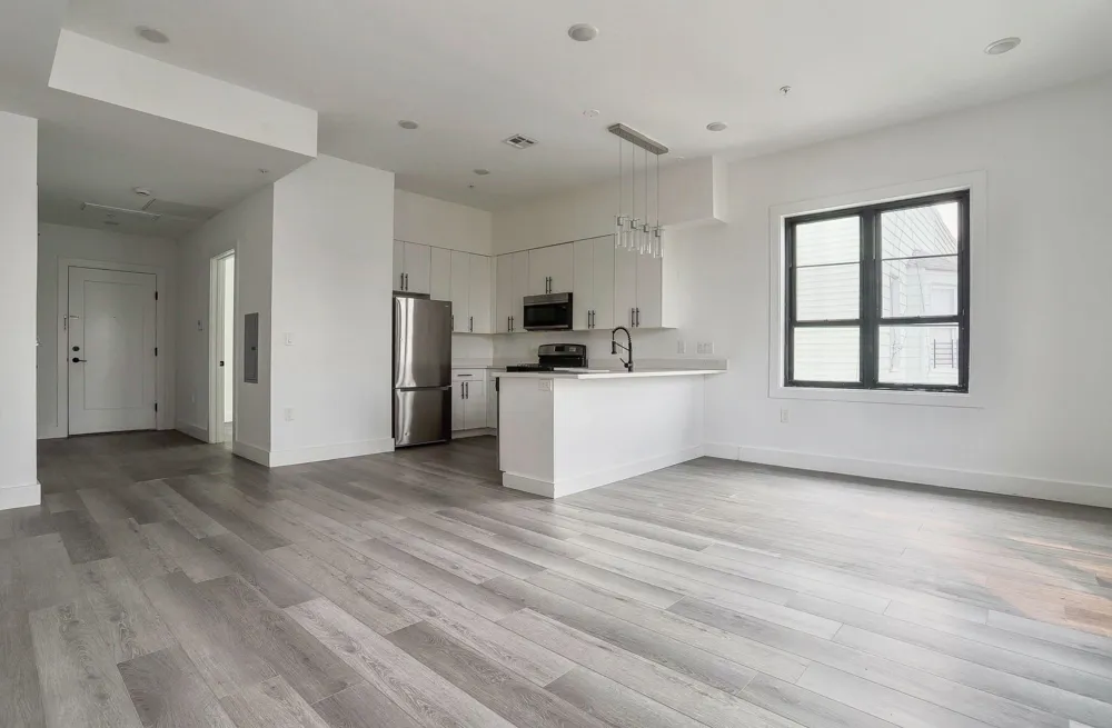 425 AVENUE C Bayonne, NJ 07002