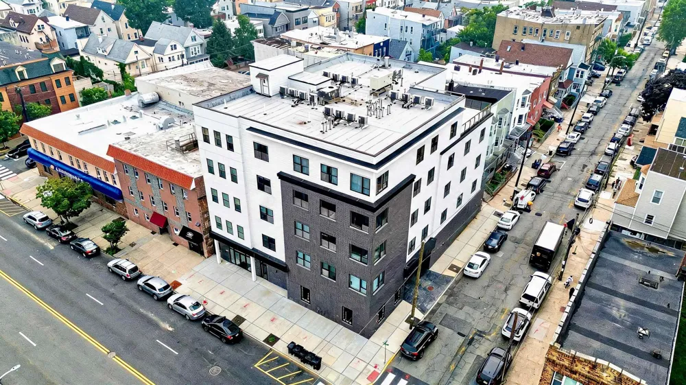 425 AVENUE C Bayonne, NJ 07002