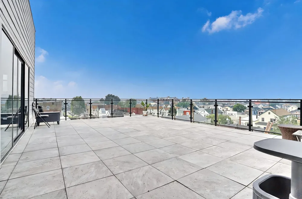 425 AVENUE C Bayonne, NJ 07002