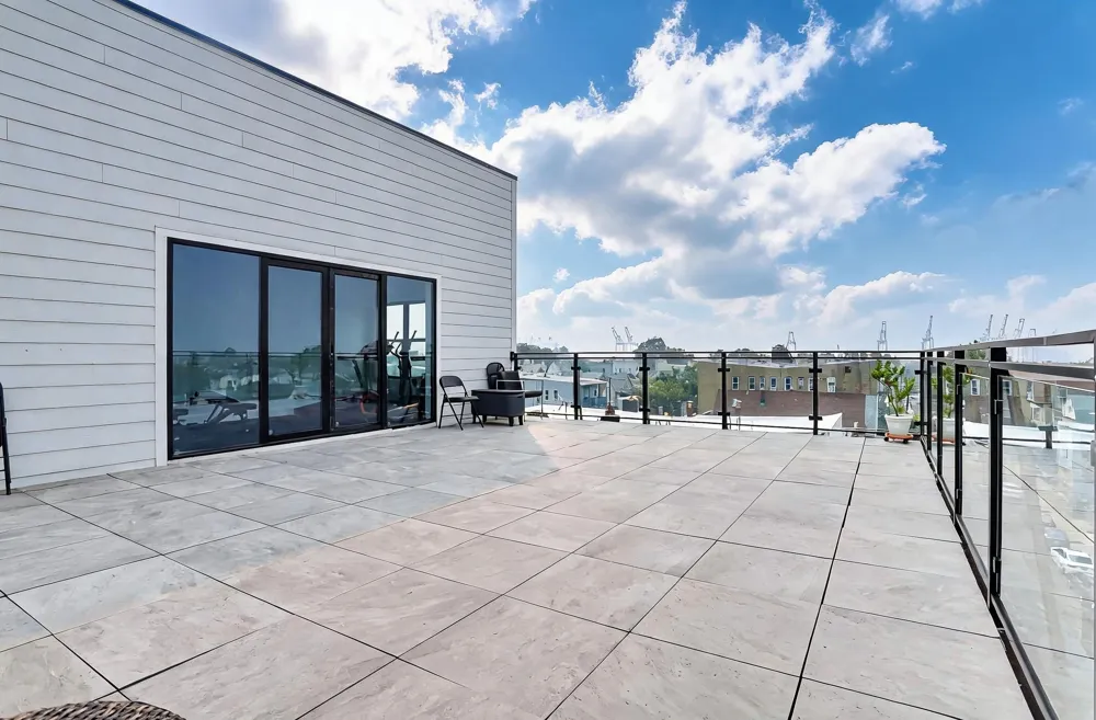 425 AVENUE C Bayonne, NJ 07002