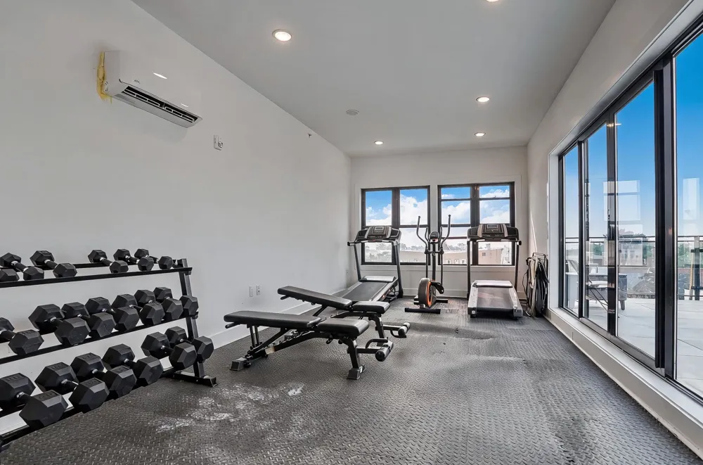 425 AVENUE C Bayonne, NJ 07002