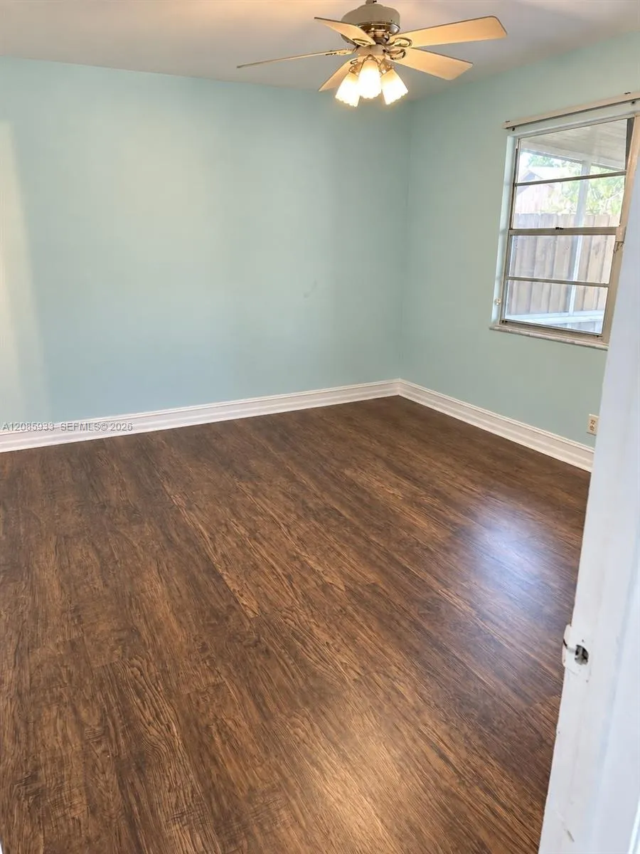 401 NW 43rd St Deerfield Beach, FL 33064