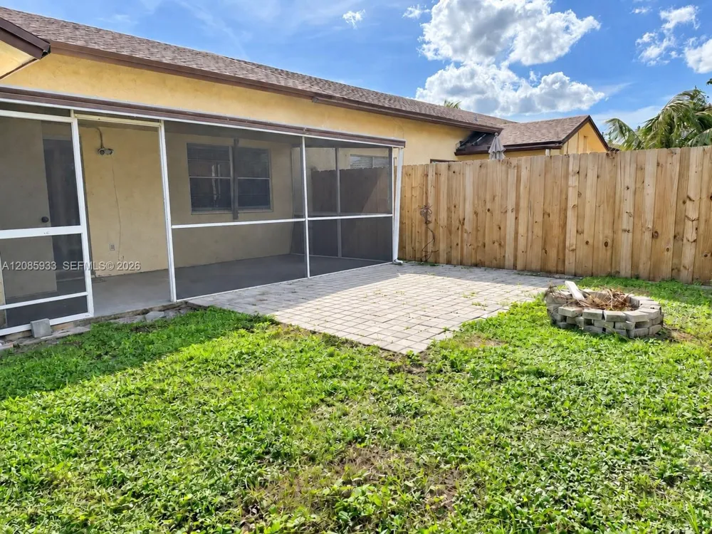 401 NW 43rd St Deerfield Beach, FL 33064